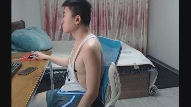 mushroom115 on Cam4 