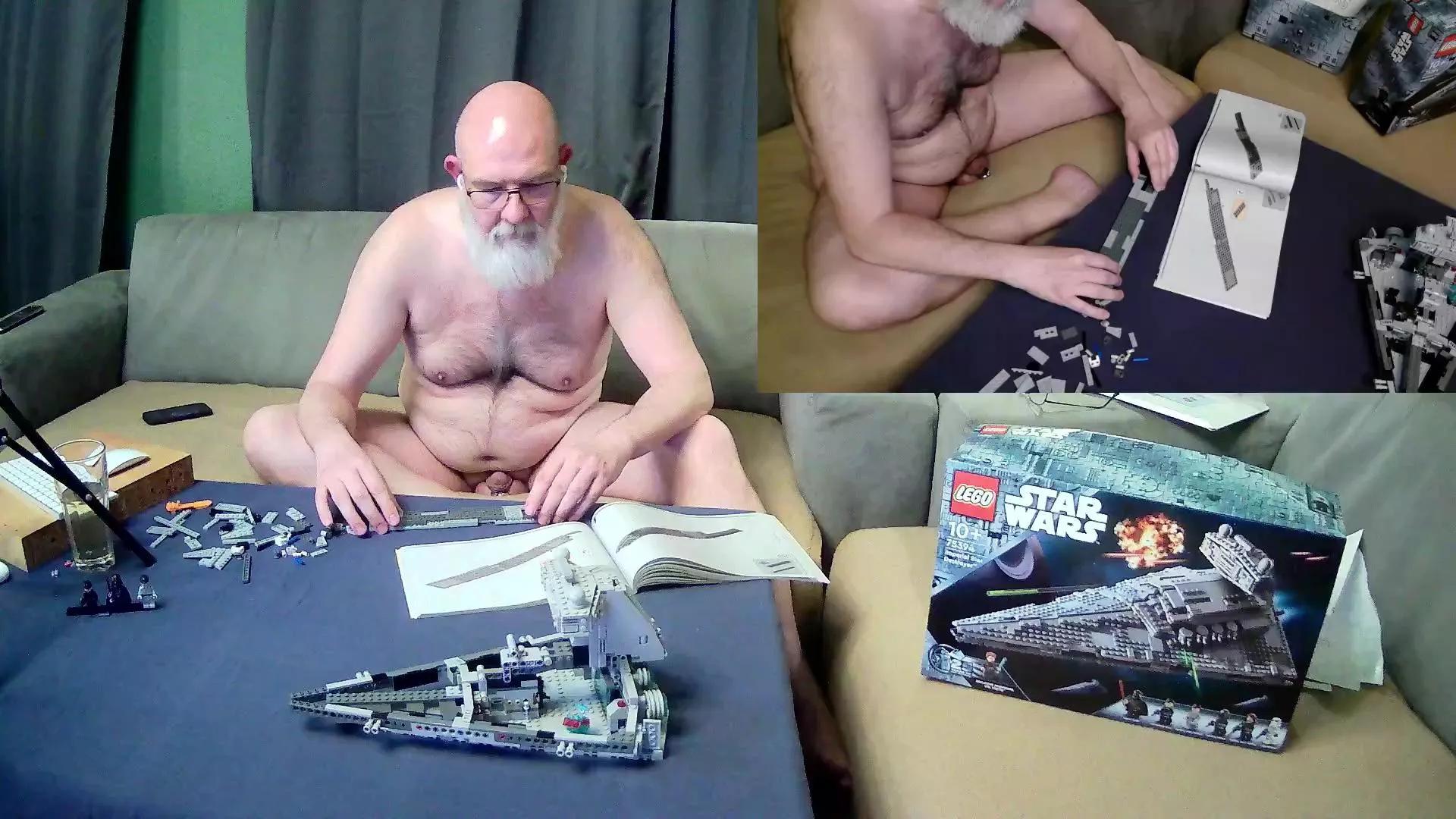 NacktLegoBauer on Cam4 