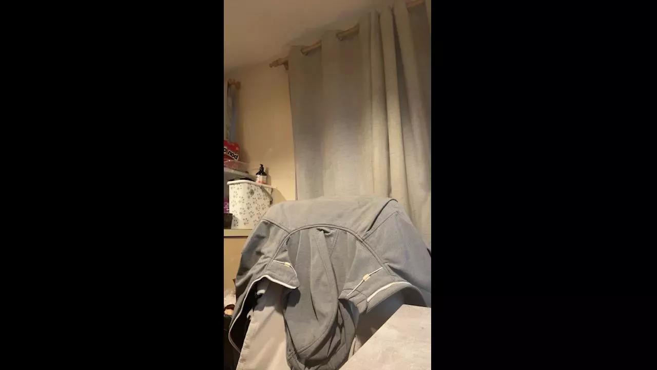 Naughtyvirgin22 on Cam4 