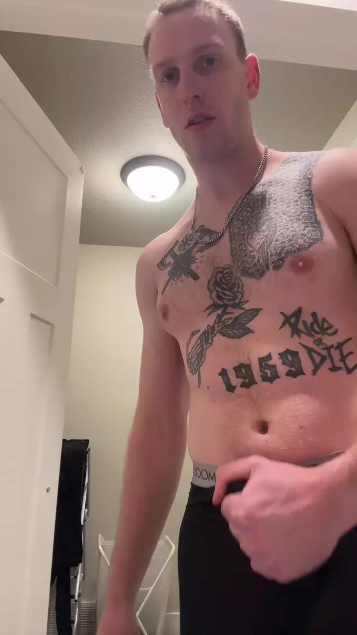 NeilCage66 on Cam4 