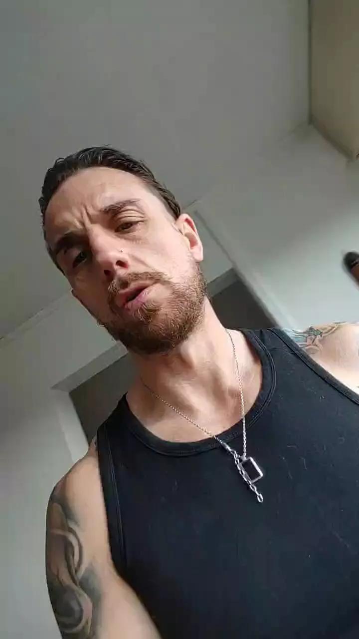 Neotrix33 on Cam4 