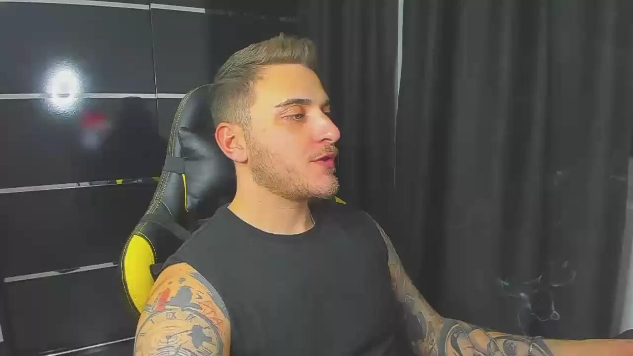 ntattoo on Cam4 