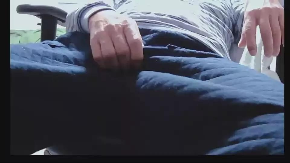 oldguy20 on Cam4 