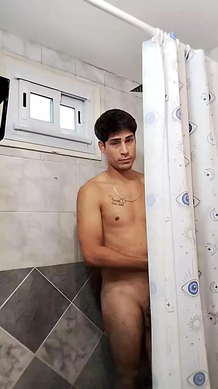 Pabloxx24 on Cam4 