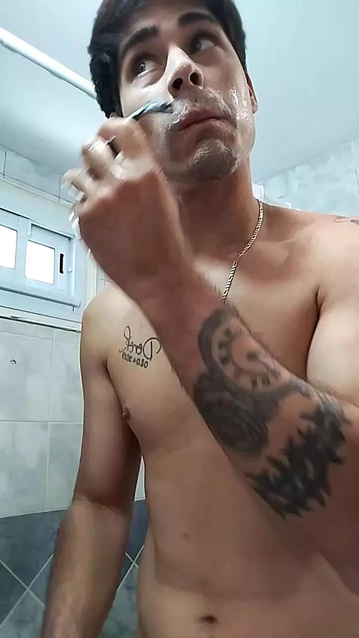 Pabloxx24 on Cam4 