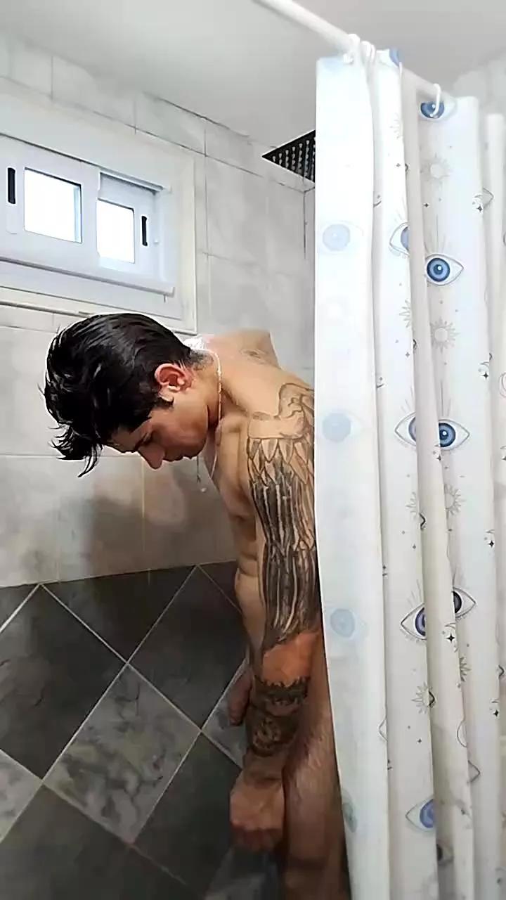 Pabloxx24 on Cam4 