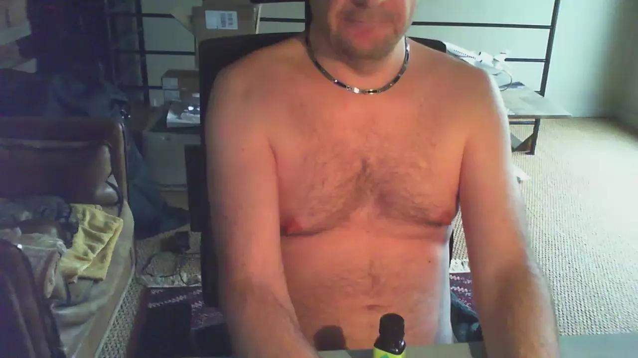 parisbtm92 on Cam4 