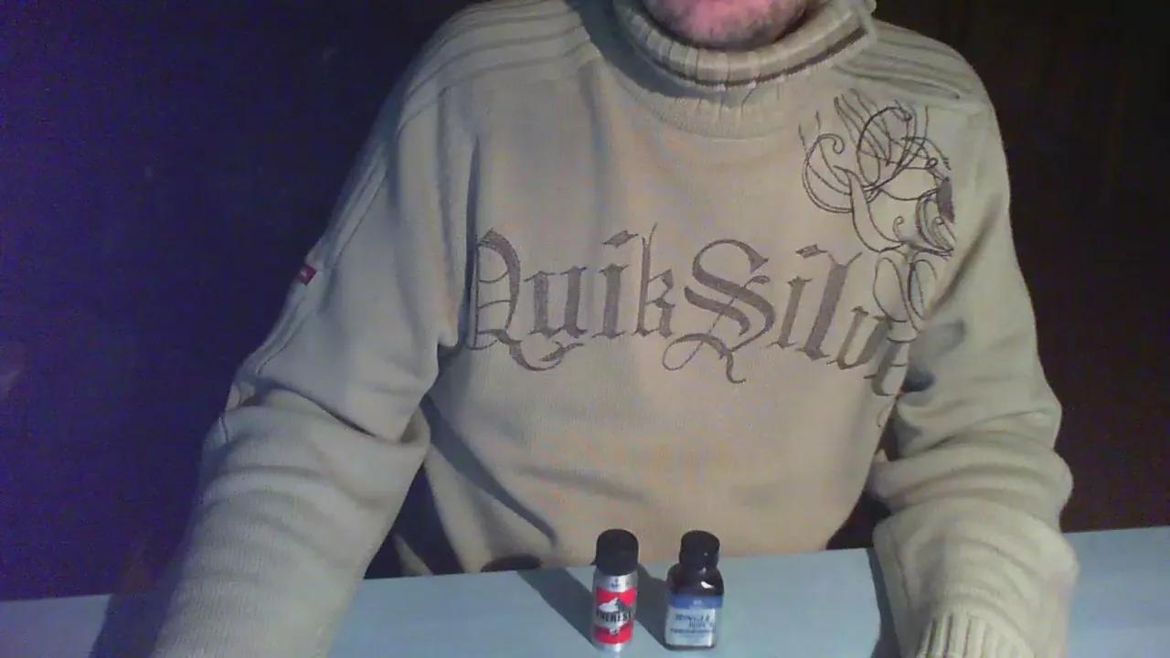 parisbtm92 on Cam4 