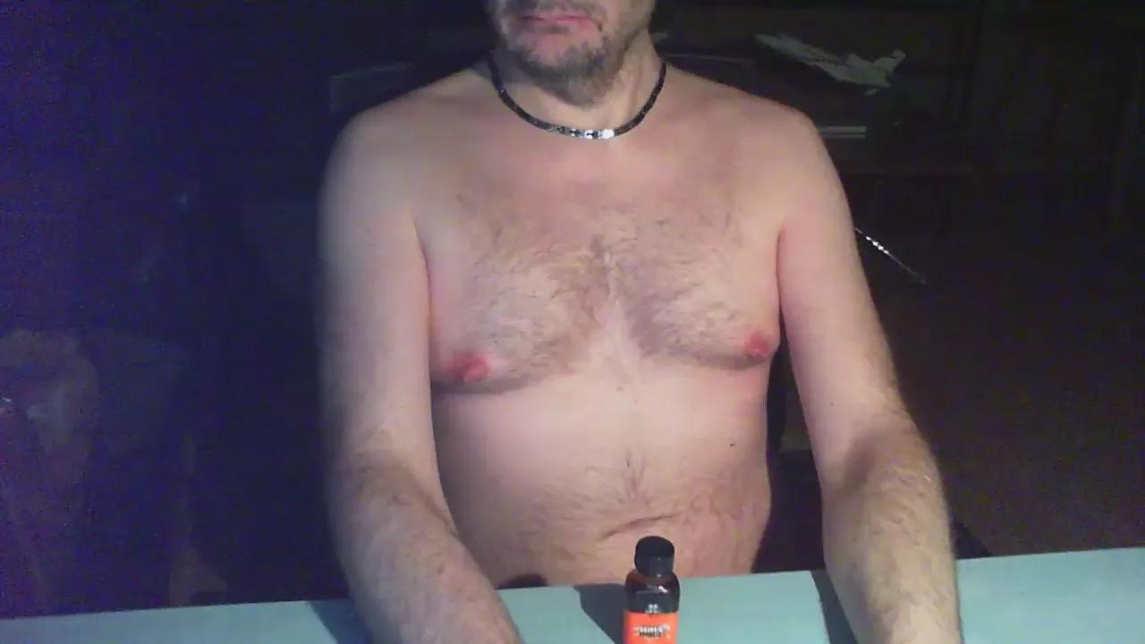 parisbtm92 on Cam4 