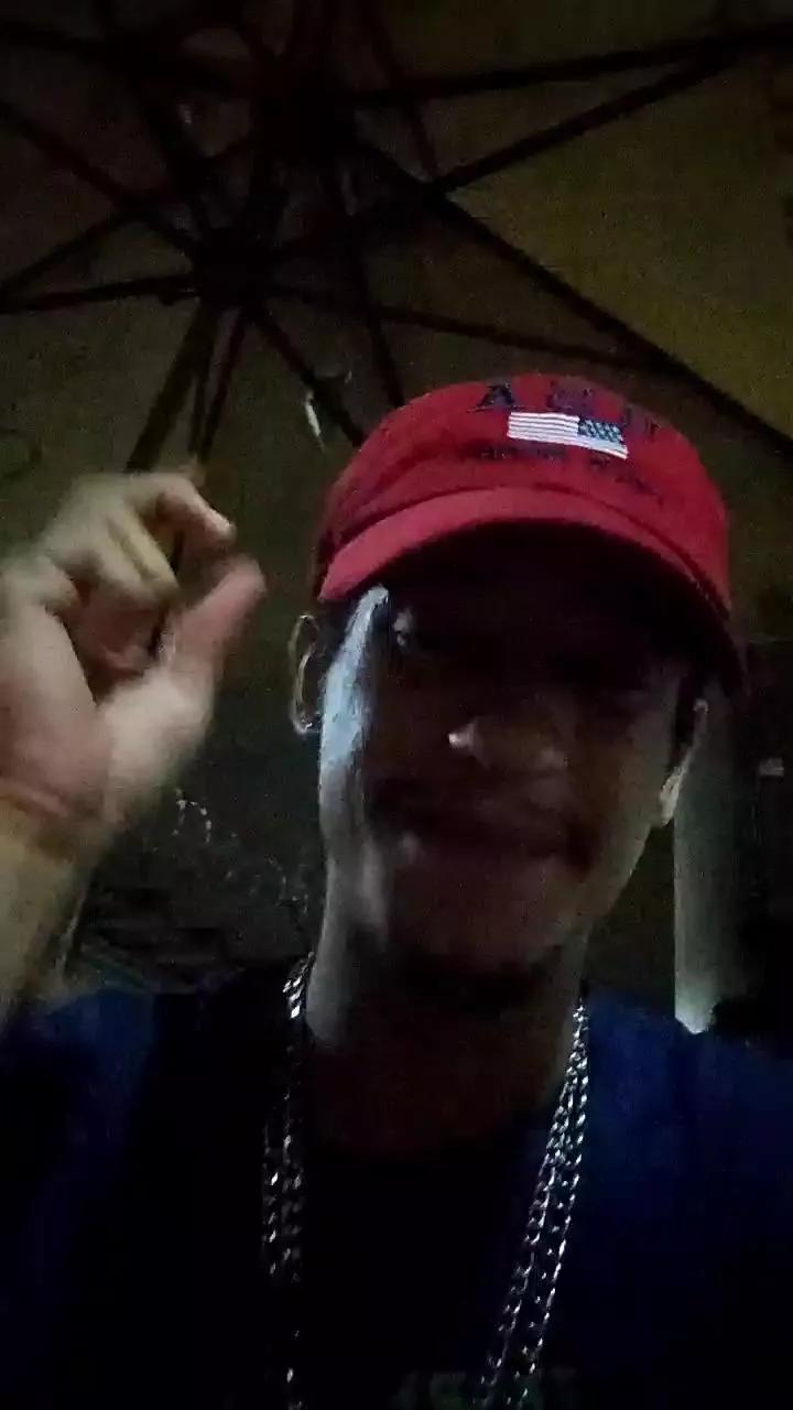 Paulophz00 on Cam4 