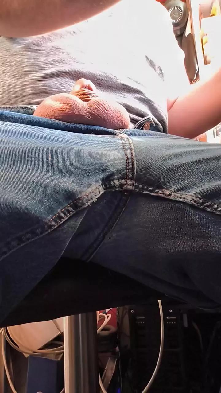 pegg_cunilingus on Cam4 