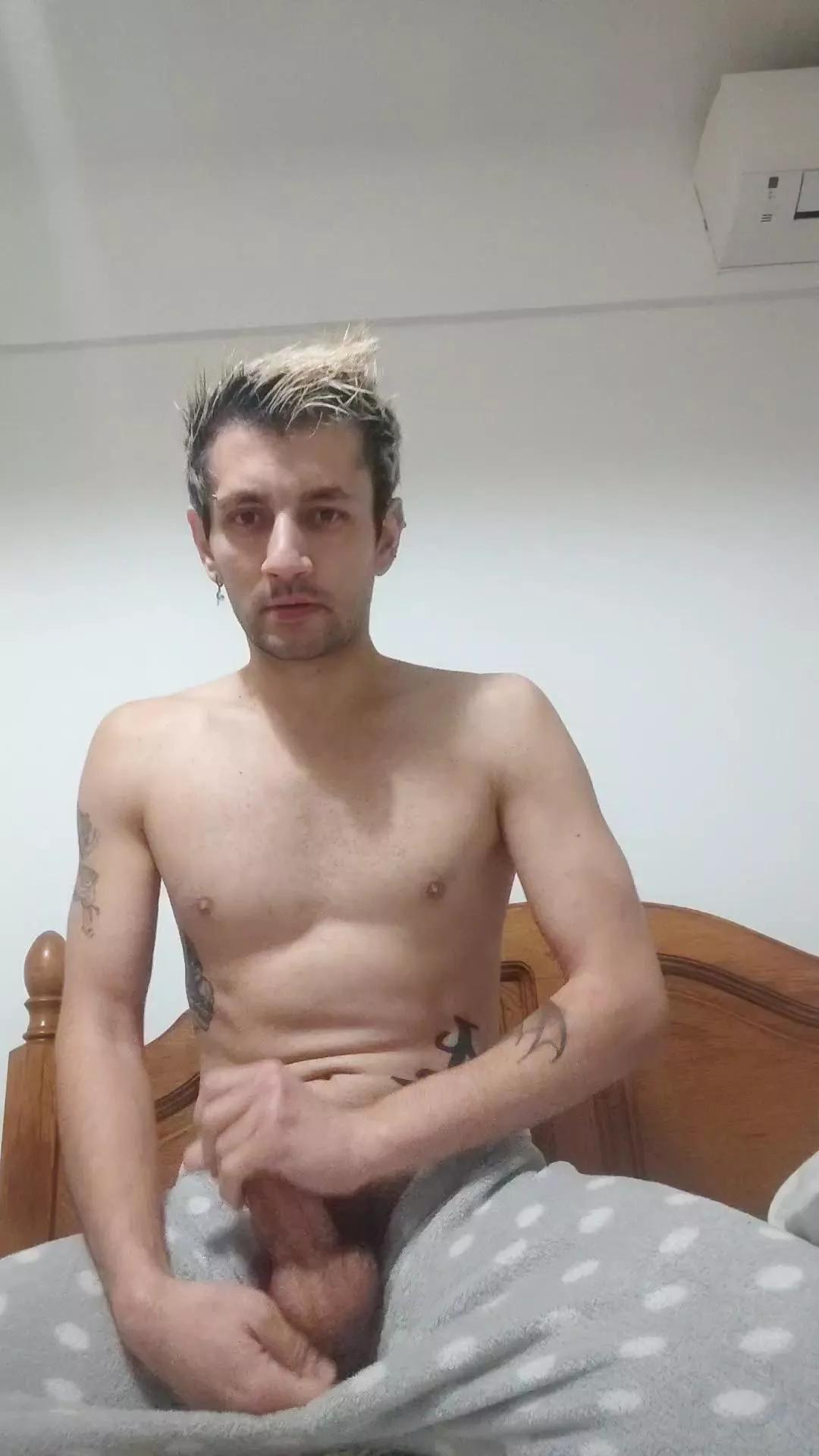 Poissinet1 on Cam4 
