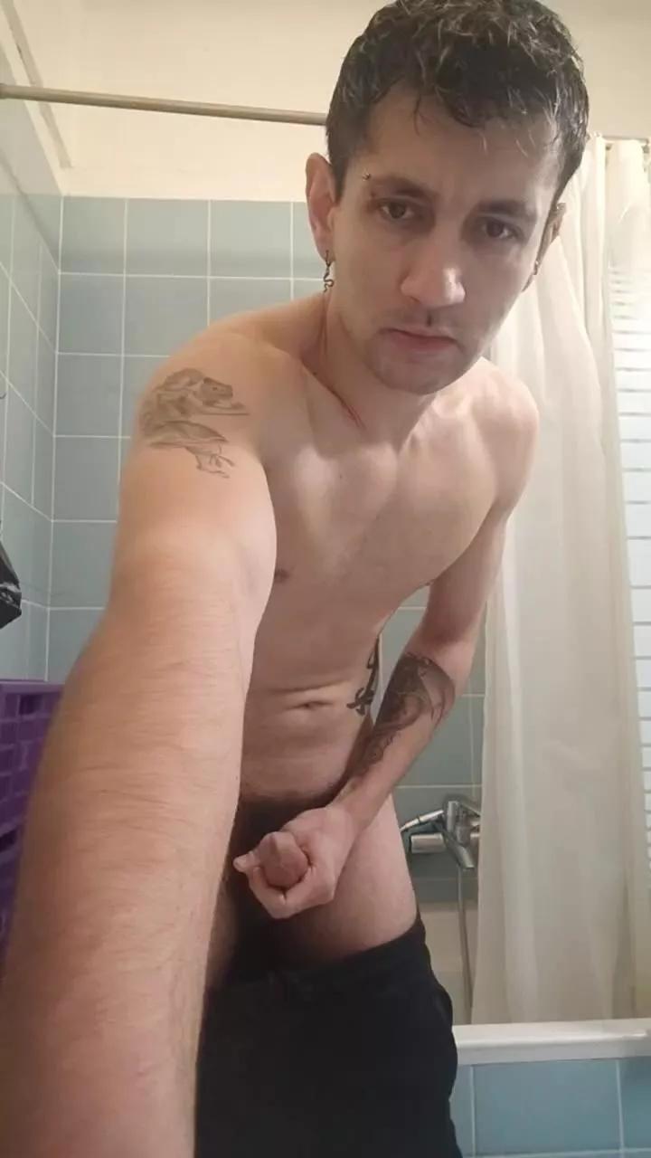 Poissinet1 on Cam4 