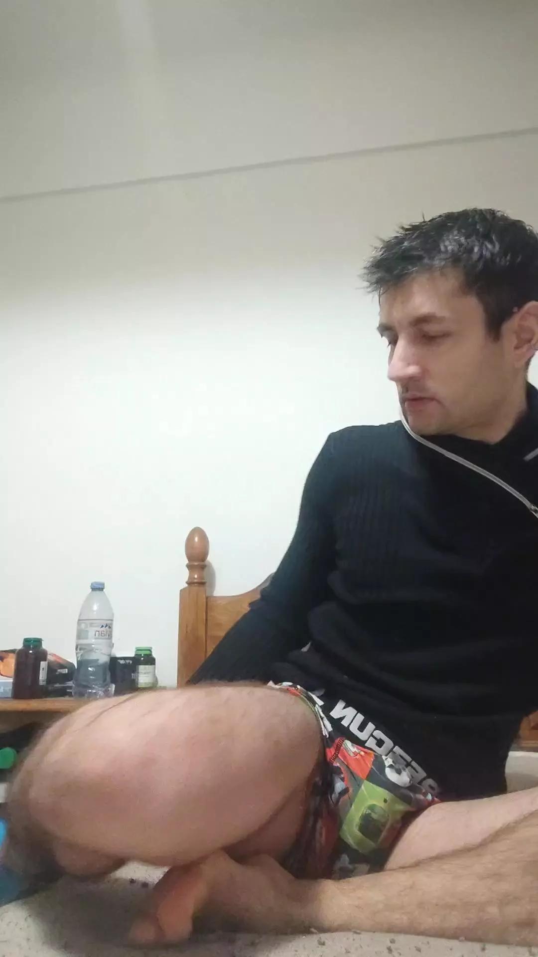 Poissinet1 on Cam4 