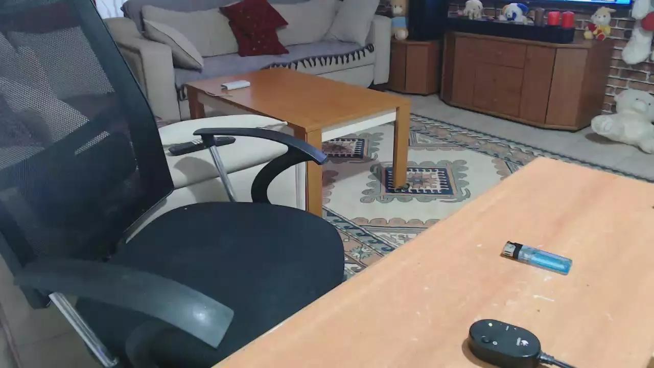 pollen_07 on Cam4 