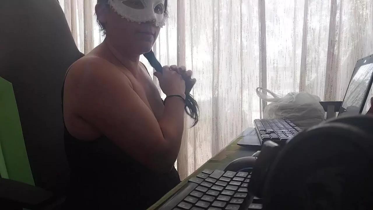 Priscila84 on Cam4 