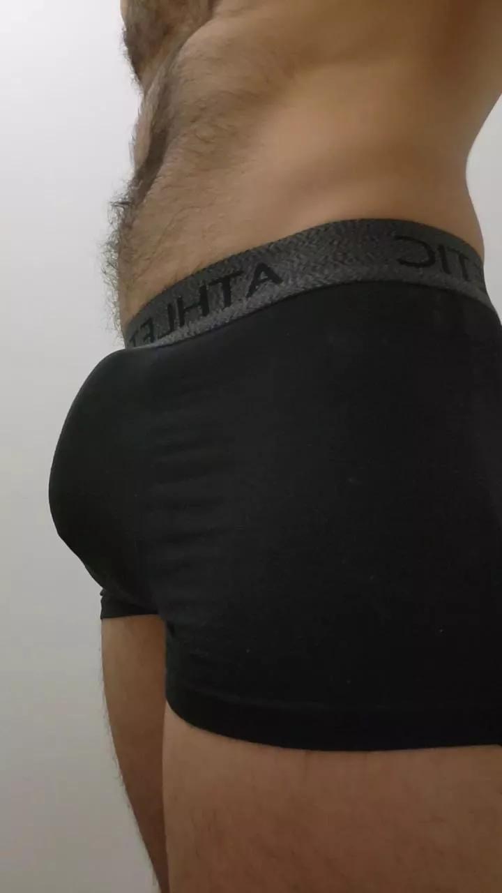 pseudonymee2hot on Cam4 