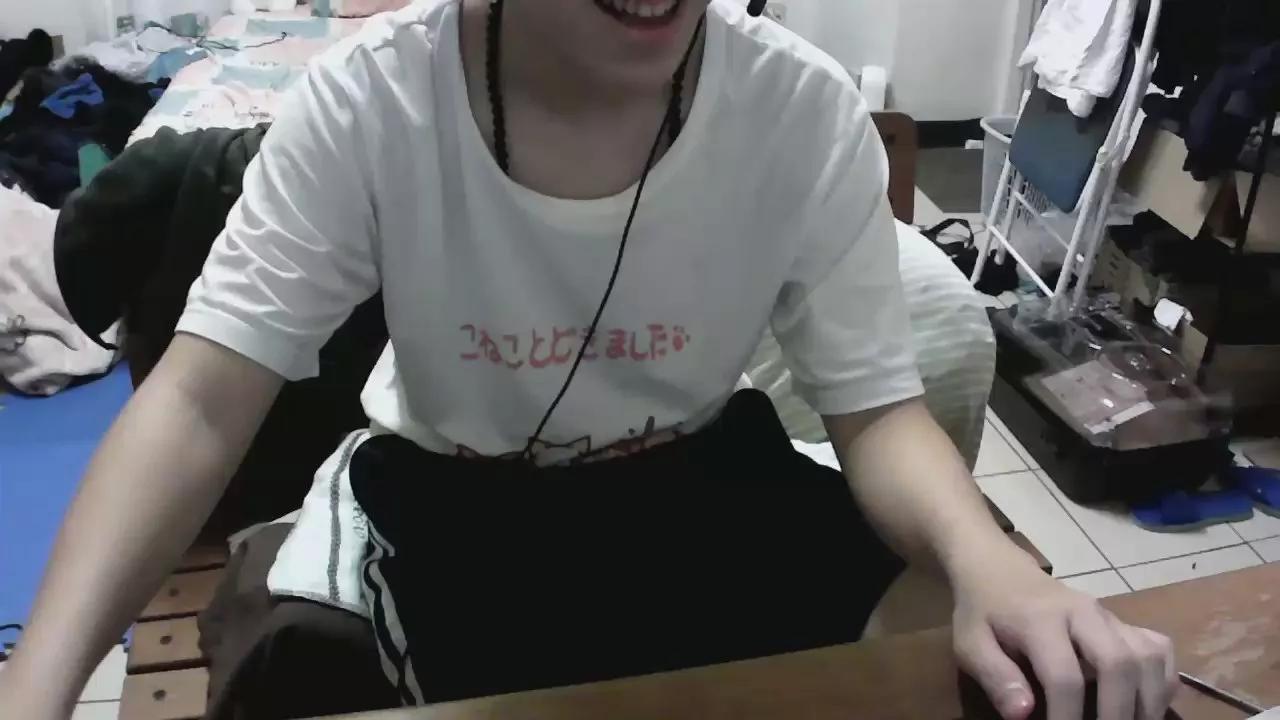 rayo220 on Cam4 