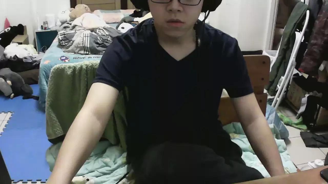 rayo220 on Cam4 