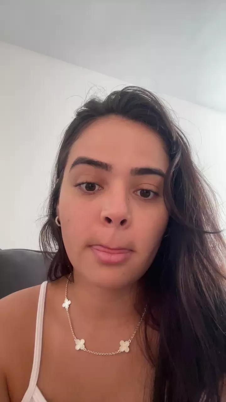 Rebeccaa99 on Cam4 