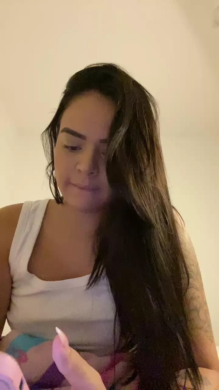 Rebeccaa99 on Cam4 