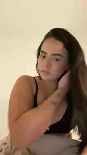 Rebeccaa99 on Cam4 
