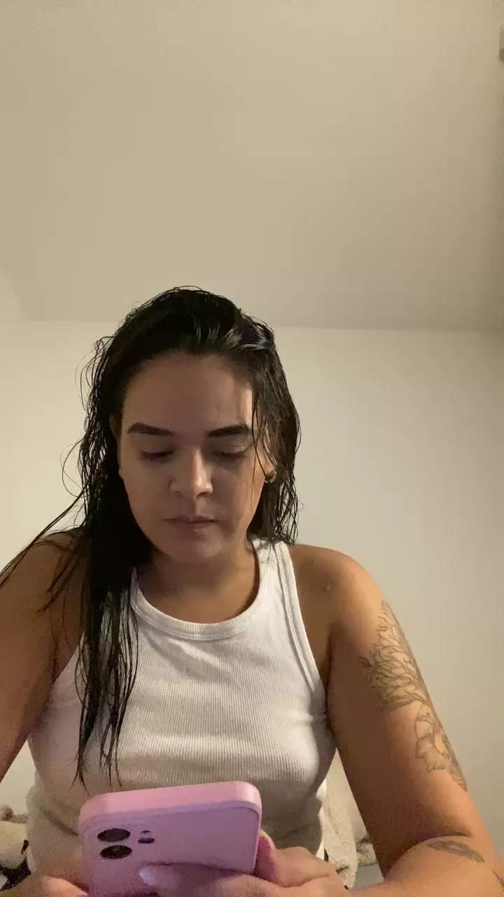 Rebeccaa99 on Cam4 