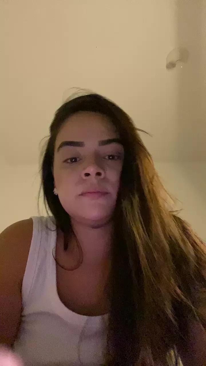 Rebeccaa99 on Cam4 