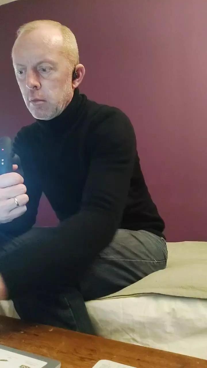 redbullxl33 on Cam4 
