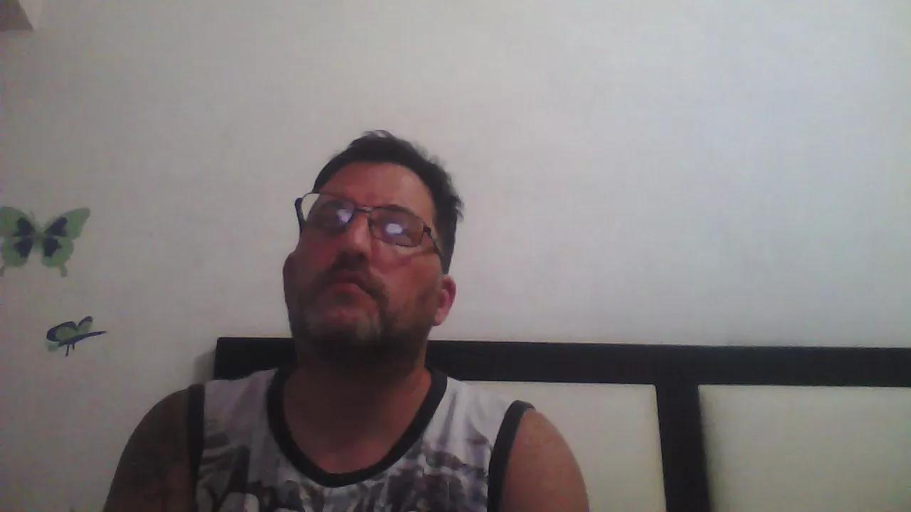 Reload_33 on Cam4 