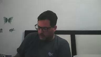 Reload_33 on Cam4 