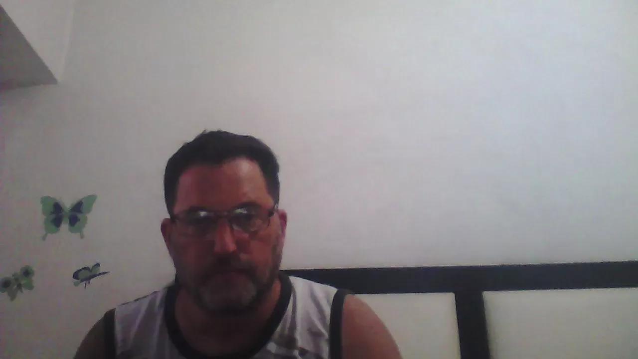 Reload_33 on Cam4 