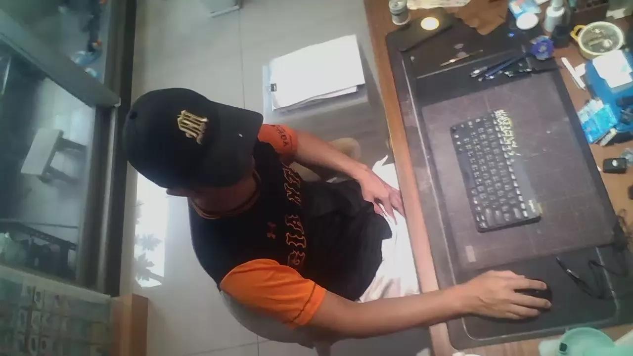 Ricky88888 on Cam4 