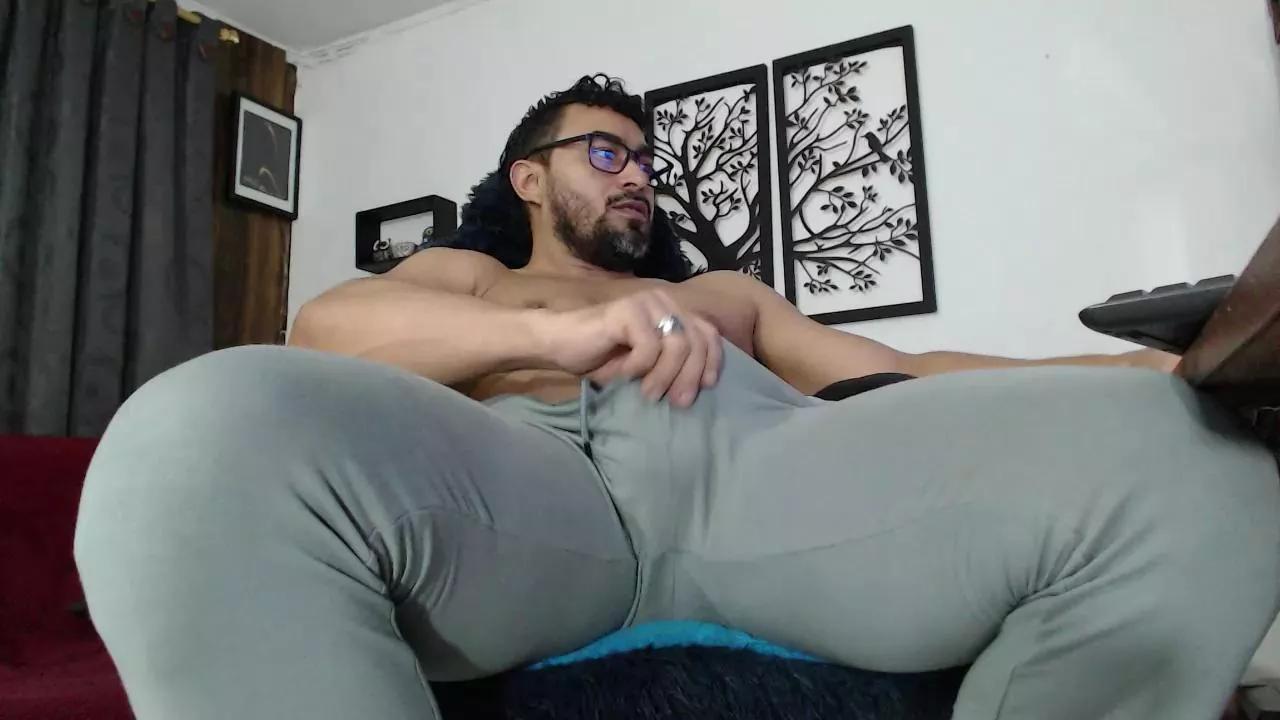 Ryan_the_man on Cam4 