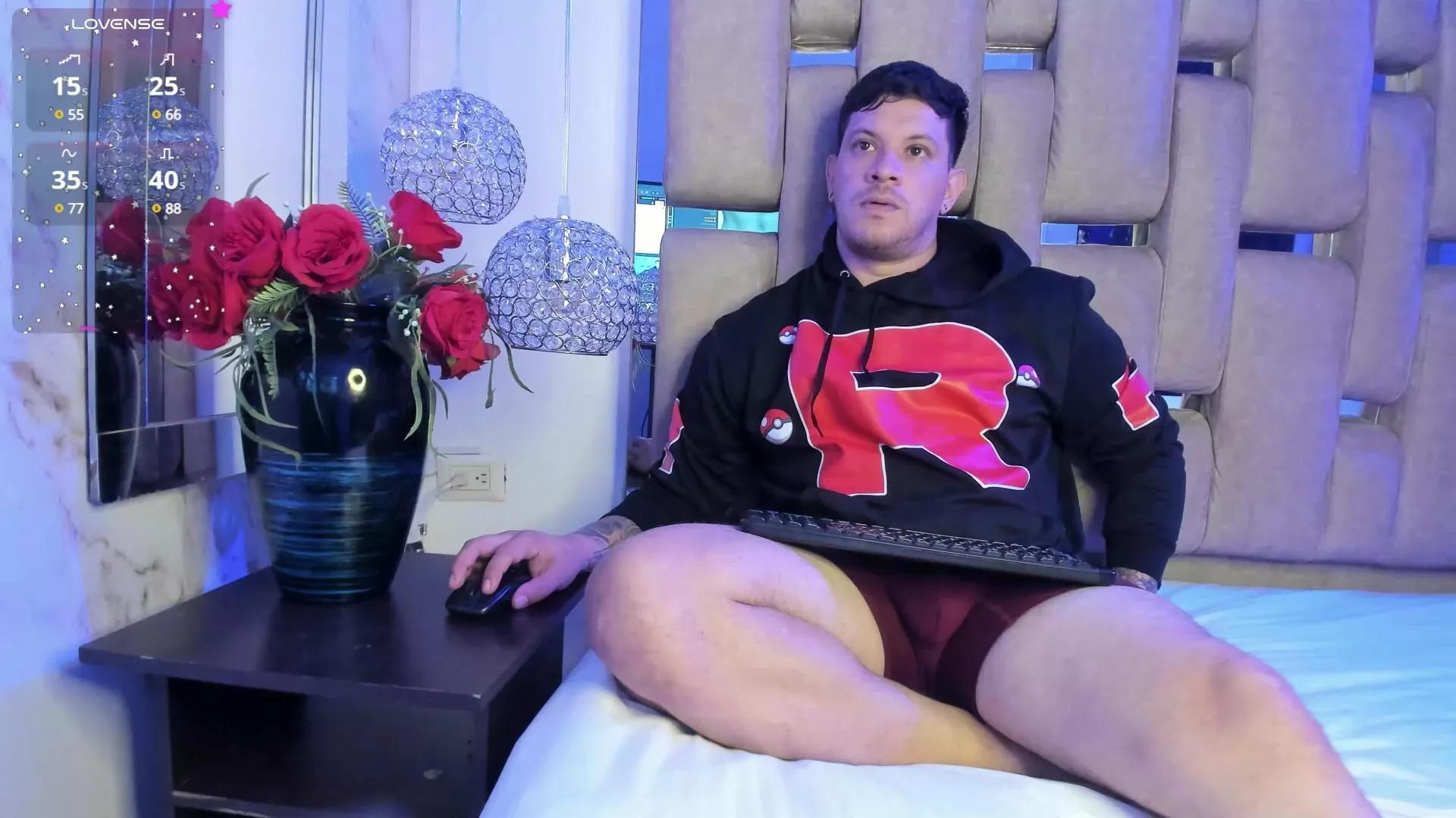 Ryden_ on Cam4 