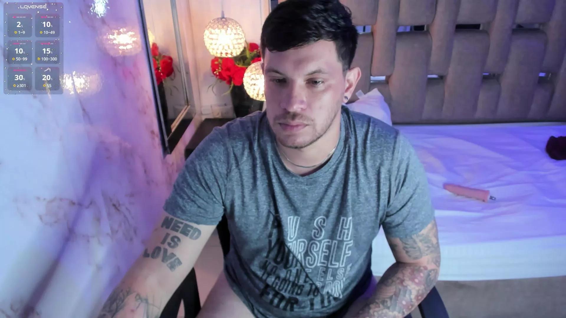 Ryden_ on Cam4 