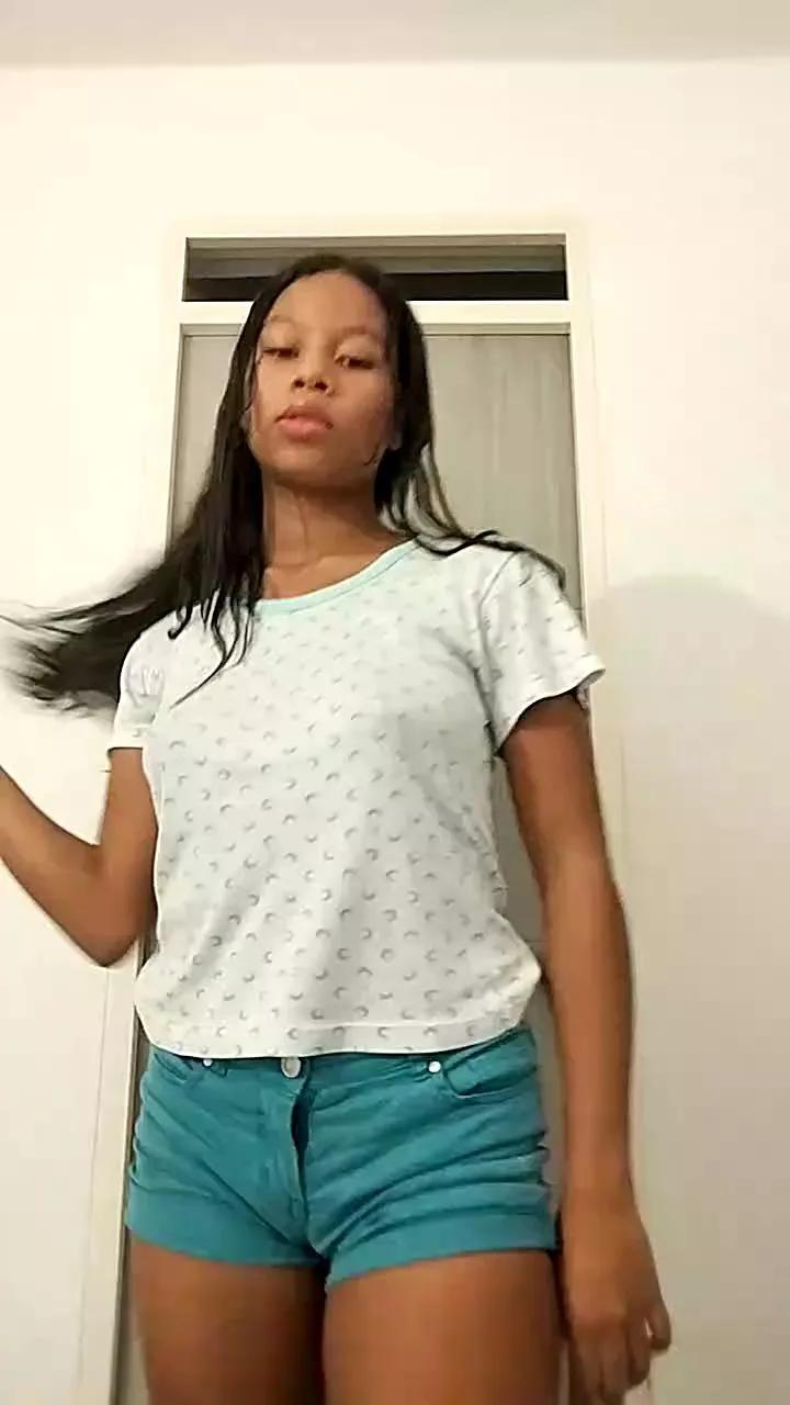Sexyoung777 on Cam4 