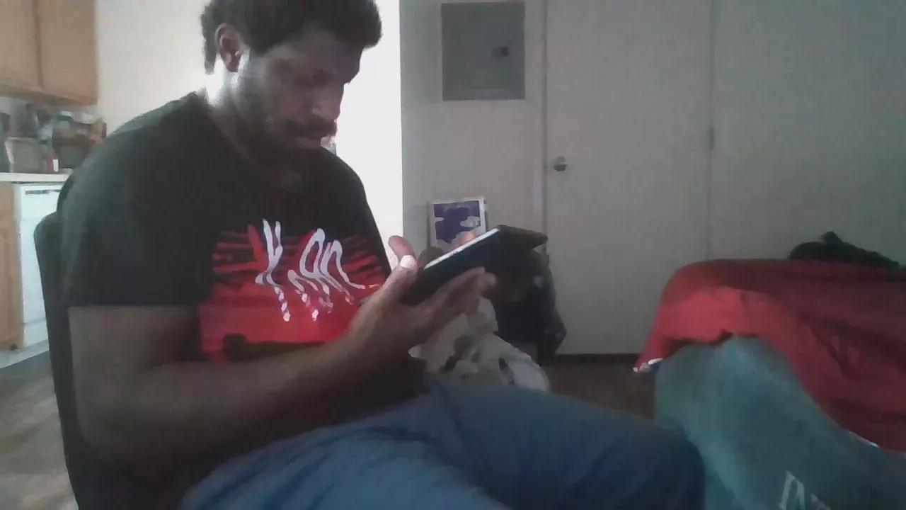 Silkworm_Piper on Cam4 
