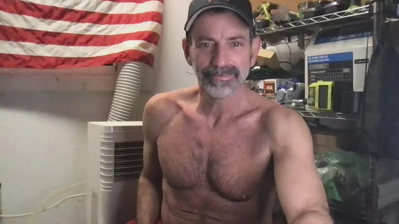 Silver_1k on Cam4 