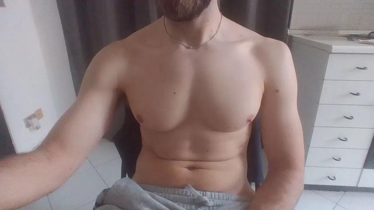 Staggatros on Cam4 
