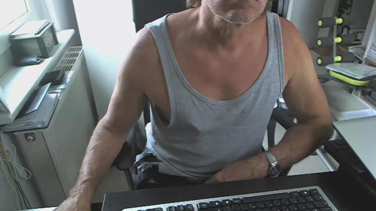 stuggi4 on Cam4 