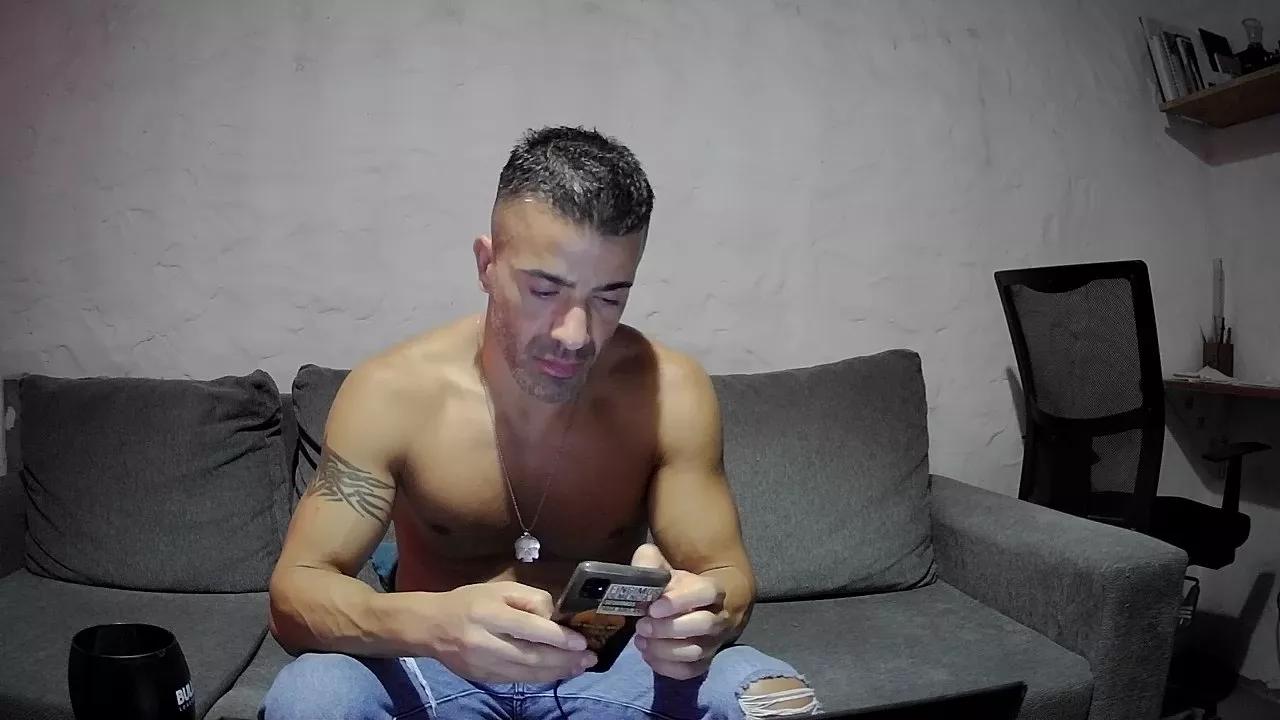 Tazzmania on Cam4 