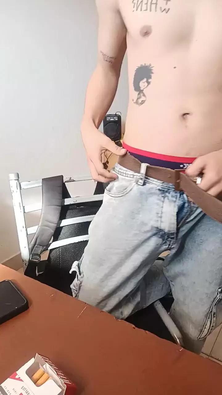 TheArBoy on Cam4 