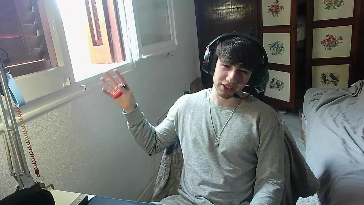 thebulgueboyy on Cam4 