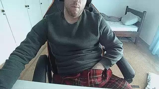 thomasbiguy on Cam4 