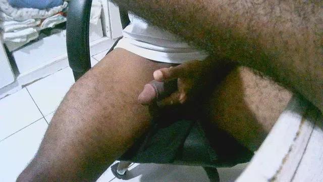 Ton_da_Ka on Cam4 