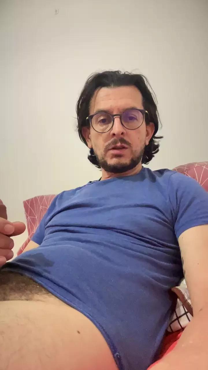 Tonypazer on Cam4 