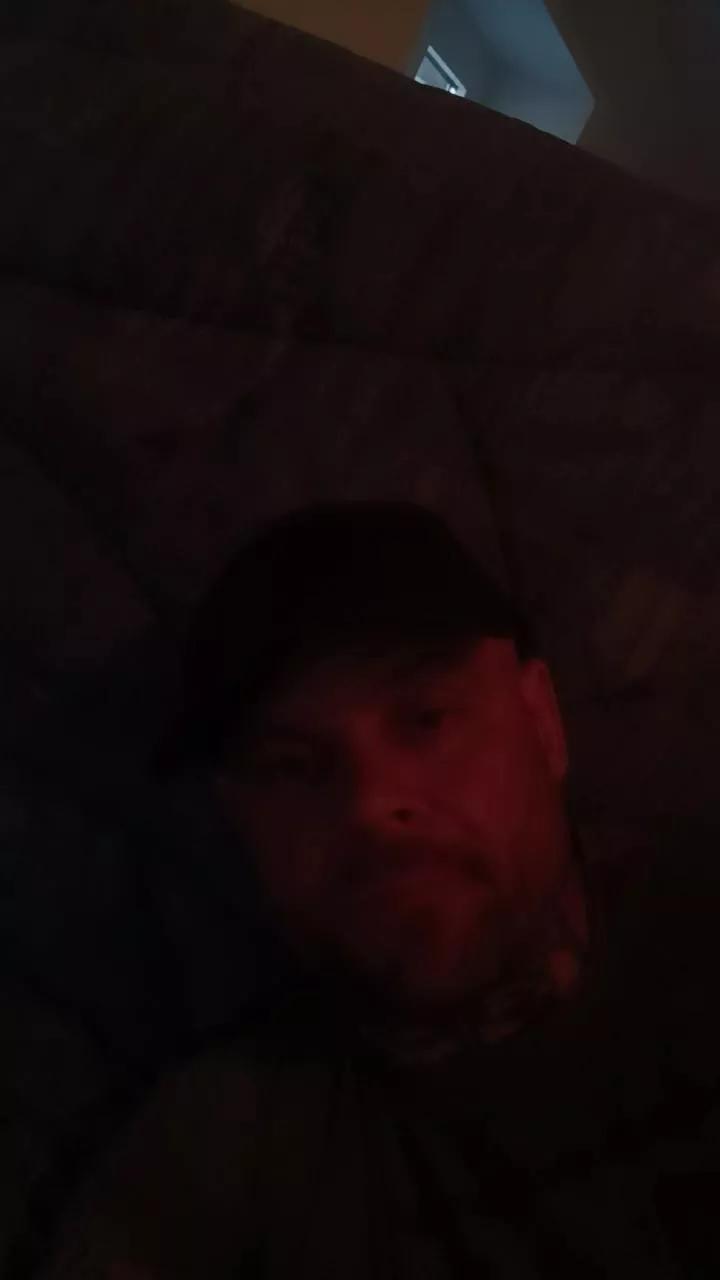 Towerbridge222 on Cam4 