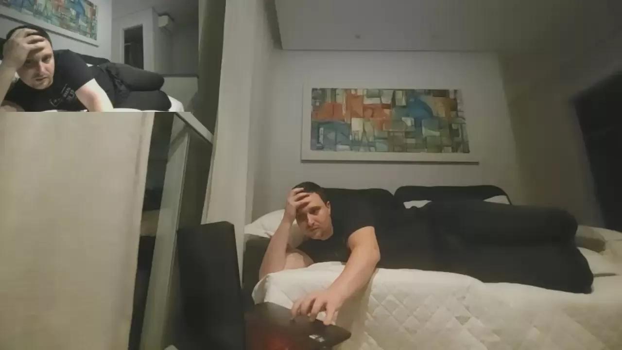 tropical_guy92 on Cam4 