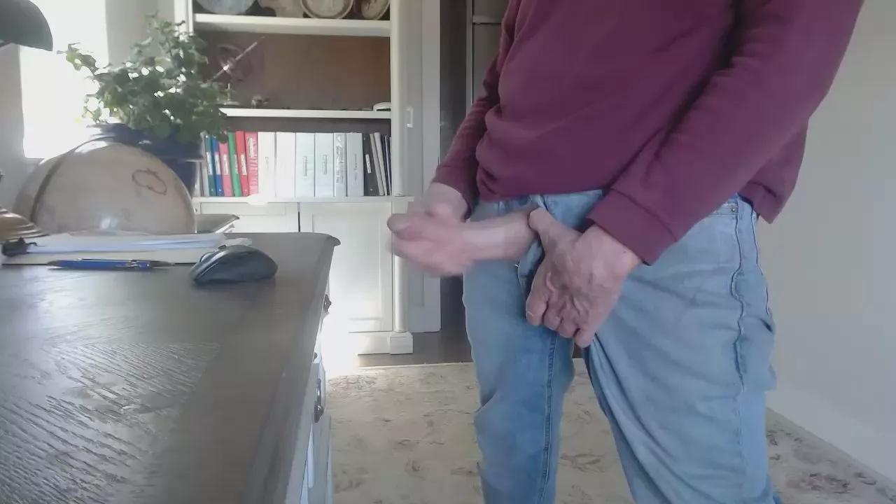 ultimate_coc on Cam4 